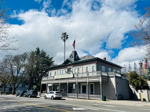 Downtown Pleasanton in Pleasanton