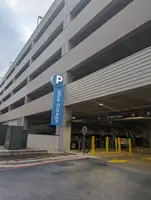 Domain NORTHSIDE Blue Garage