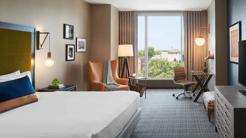 Hotel Zachary